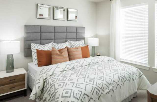 1100 Hidden Valley Dr, #1102 - 1100 Hidden Valley Drive, Round Rock, TX 78665