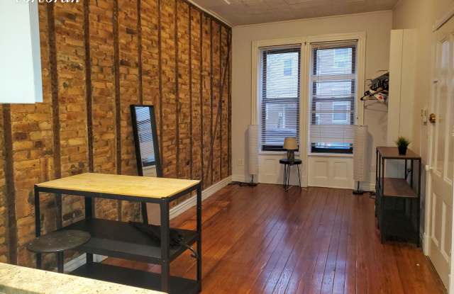 204 Kent Street Gallery 2