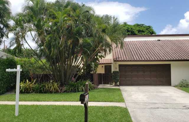 541 NE 47th Street - 541 Northeast 47th Street, Boca Raton, FL 33431