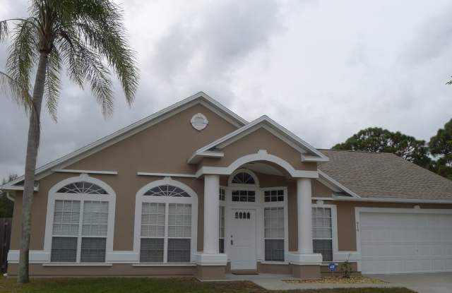 Pool home in Holiday Springs at Suntree - 916 Doria Way, Brevard County, FL 32940 Pool home in Holiday Springs at Suntree - 916 Doria Way, Brevard County, FL 32940