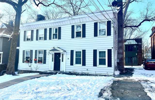 44 John Street unit: 3 photos photos