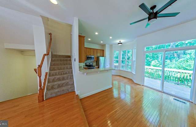 3905 CHELSEA PARK Lane Gallery 2