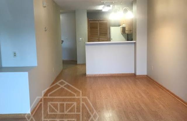 2240 Ranchview Lane North Gallery 2