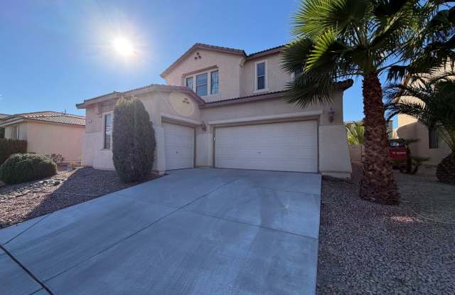 Wow, dramatic 4 bedroom Gallery 3