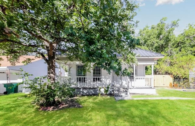 3916 2nd St - 3916 2nd Street, Greenville, TX 75401