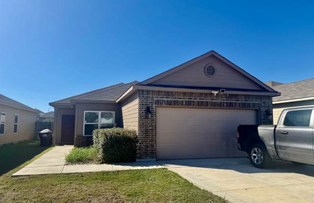 Beautiful 3 bedroom single story home in St Hedwig photos photos