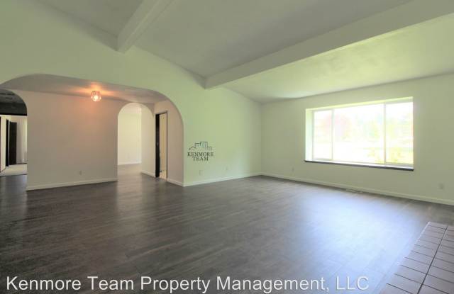 2022 Weiskopf Ct. Gallery 2