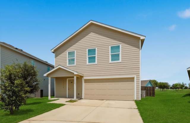 Beautiful 4-Bedroom Home with Golf & Clubhouse Access Gallery 4
