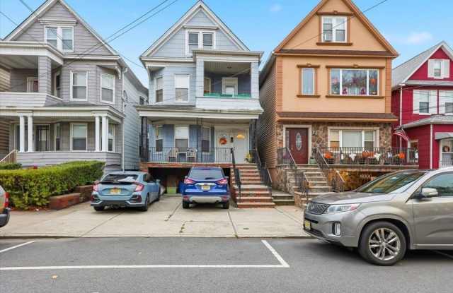 98 WEST 47TH ST - 98 West 47th Street, Bayonne, NJ 07002