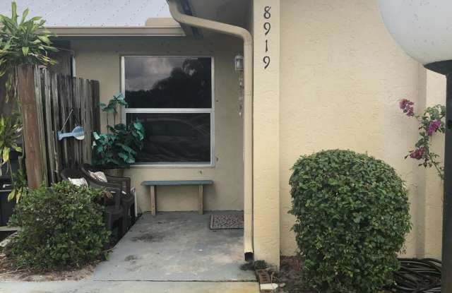 8919 SE Hobe Ridge Avenue Gallery 2