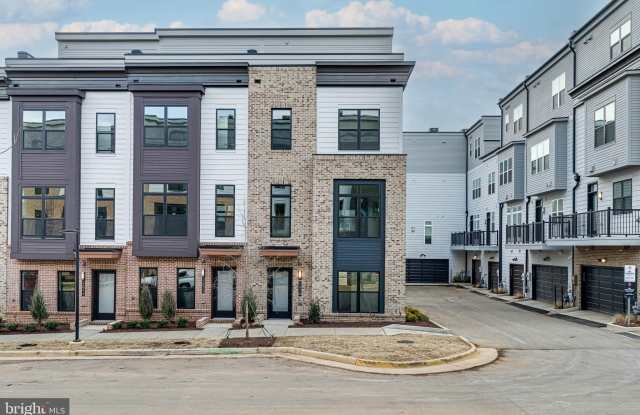 2070 TYSONS RIDGELINE ROAD photos photos