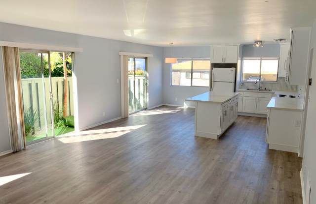 11722 Darlington Avenue - 11722 Darlington Avenue, Los Angeles, CA 90049