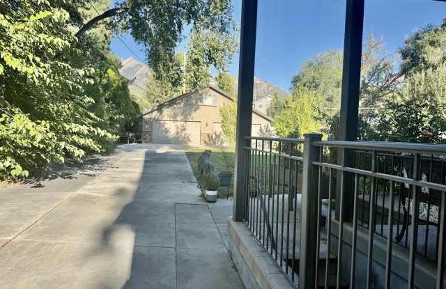 6819 South Greenfield Way - Basement Apartment Gallery 2
