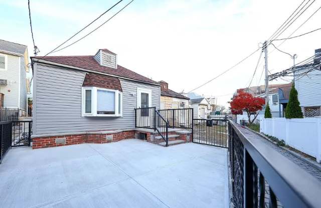 7 Lake Ave # 1 Gallery 2