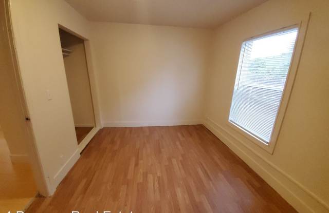 2217 E Boone Ave Gallery 2
