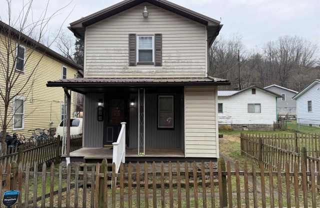 21 Ramp Hollow Road - 21 Ramp Hollow Road, Monongalia County, WV 26546