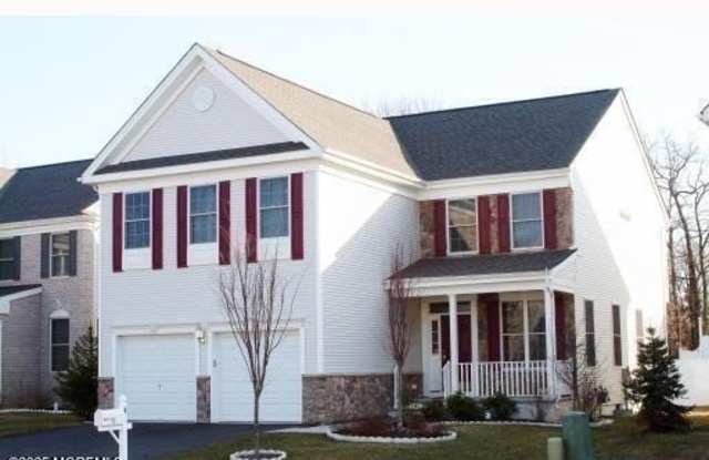 4 Crown Point Court - 4 Crown Point Court, Old Bridge, NJ 08857