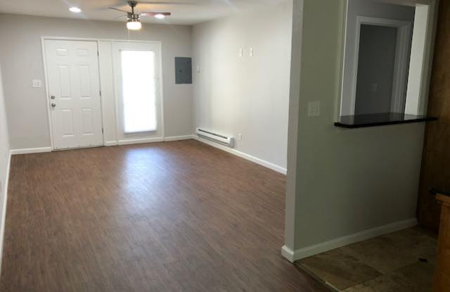 1bed 1bath Apartment 1 month free with 12 month lease photos photos