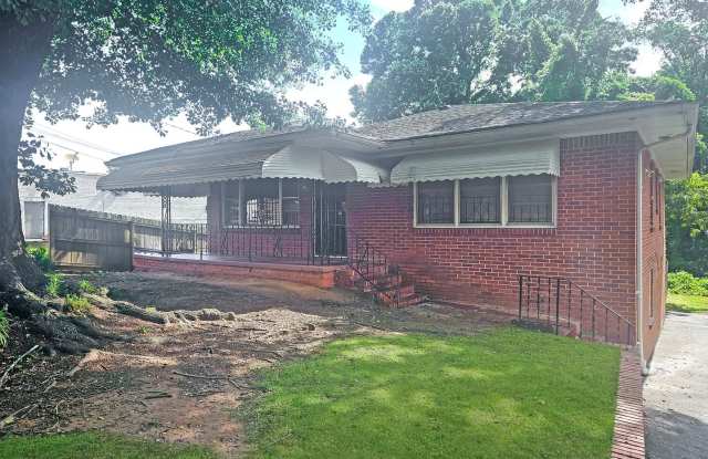 4-Bedroom Ranch in the Heart of Atlanta – Vouchers Accepted + Affordable Move-In Option photos photos