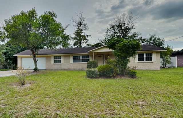 3540 Calvados Avenue - 3540 Calvados Avenue, Lakeside, FL 32065 3540 Calvados Avenue - 3540 Calvados Avenue, Lakeside, FL 32065