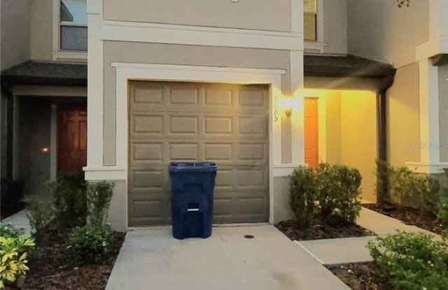 8085 ROLLING SHELL TRAIL - 8085 Rolling Shell Trail, Wesley Chapel, FL 33545