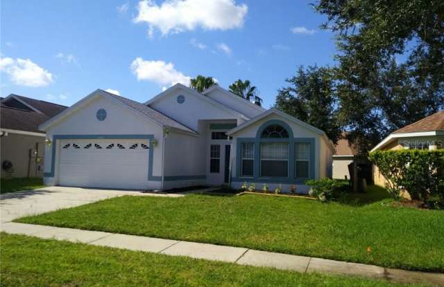 13642 EMERALDVIEW DRIVE - 13642 Emeraldview Drive, Alafaya, FL 32828