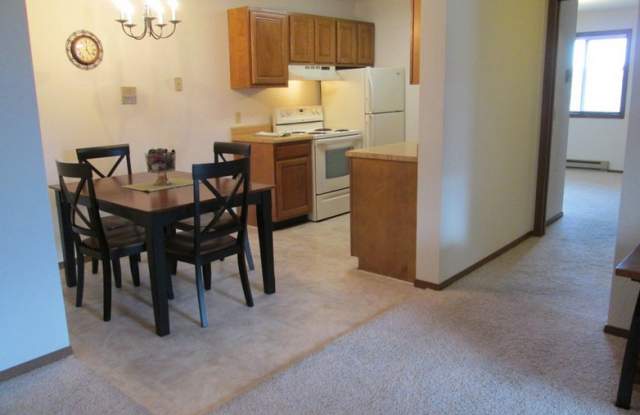 Colonial Heights Apartments Gallery 3