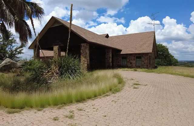 FOR LEASE!! - 520 H J Ranch Road, Gillespie County, TX 78624