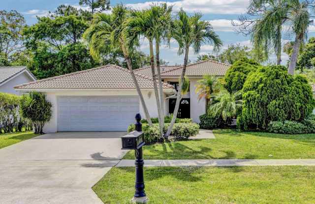 22323 Martella Avenue photos photos