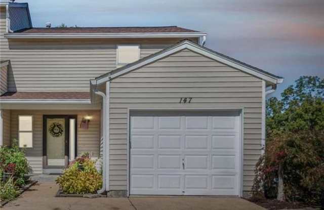 Ballwin Area/ West county - 147 Cascade Terrace Drive, St. Louis County, MO 63021