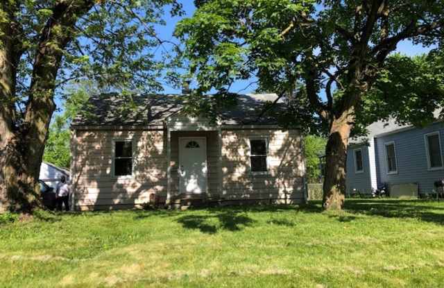 Welcome to this charming 2 bedroom, 1 bathroom home for rent in Columbus, OH! - 2317 Parkwood Avenue, Columbus, OH 43211