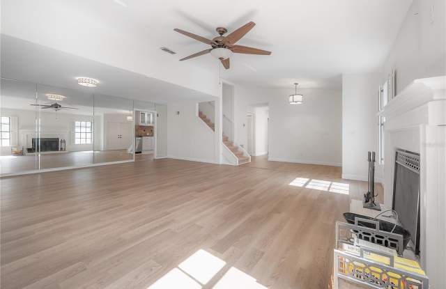 5026 CYPRESS TRACE Drive Gallery 4