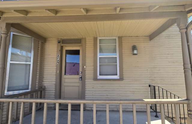 1007 West Maple Street - 3 photos photos