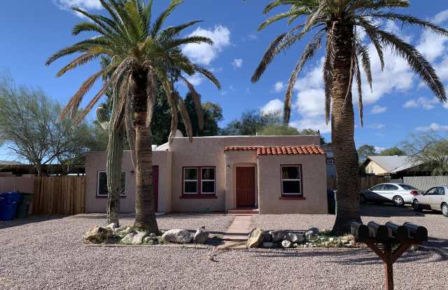 2603 N Orchard Ave photos photos