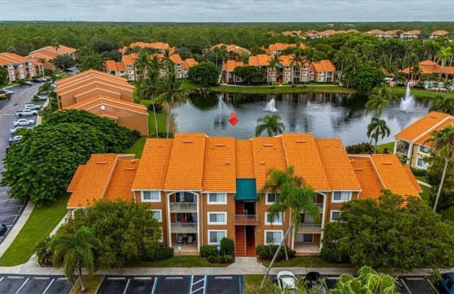 1205 WILDWOOD LAKES BLVD unit: 206 photos photos