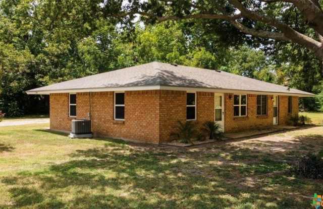 2901 W Ave. B - 2901 West Avenue B, Temple, TX 76504