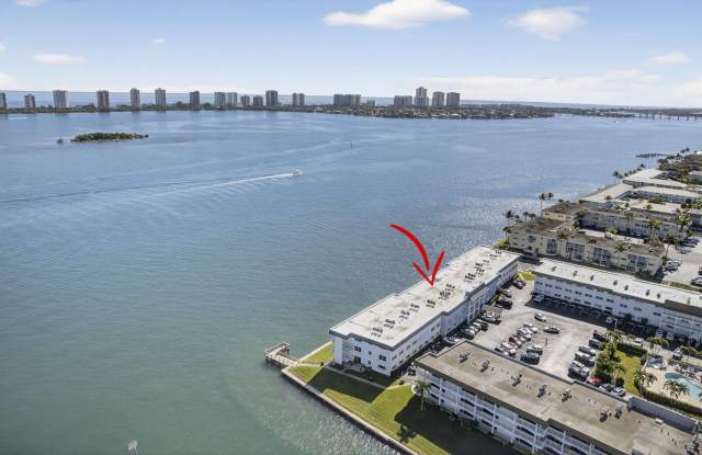 100 Shore Court unit: 307 photos photos