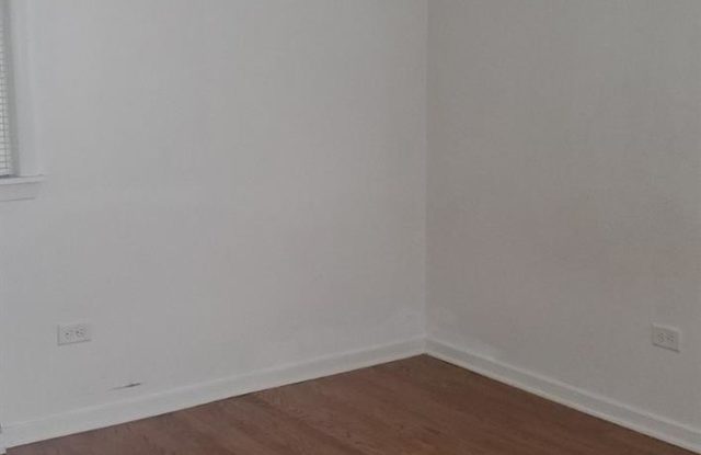 120 Berens Street Gallery 3