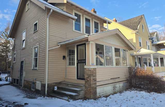 SECTION 8 and EDEN Accepted! Newly Renovated 3BR Home Now Available in Cleveland!! - 1724 Cliffview Road, Cleveland, OH 44112