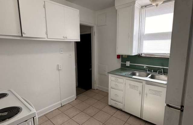 210 Perrin Street (Rolling Lakes Yacht Club LLC) photos photos
