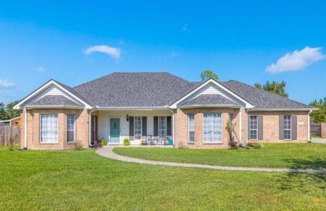 Moss Bluff Area - 521 Josh Street, Moss Bluff, LA 70611 Moss Bluff Area - 521 Josh Street, Moss Bluff, LA 70611