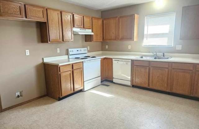 4555 St. James - 4555 North Saint James Street, Bel Aire, KS 67226