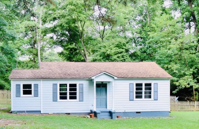 6010 Austin Dr Sw - 6010 Austin Drive, Mableton, GA 30126
