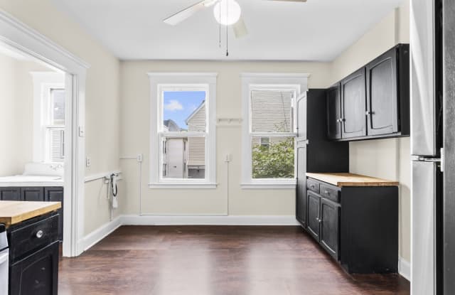 144 Gilbert Avenue, Unit 2 Gallery 4