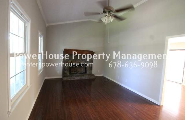 804 Marthas Drive Gallery 4