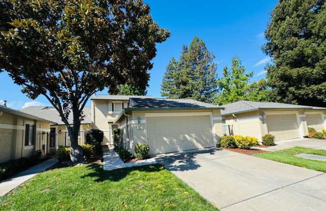 Spacious Townhouse in the Desired Bancroft Village Available Now! photos photos