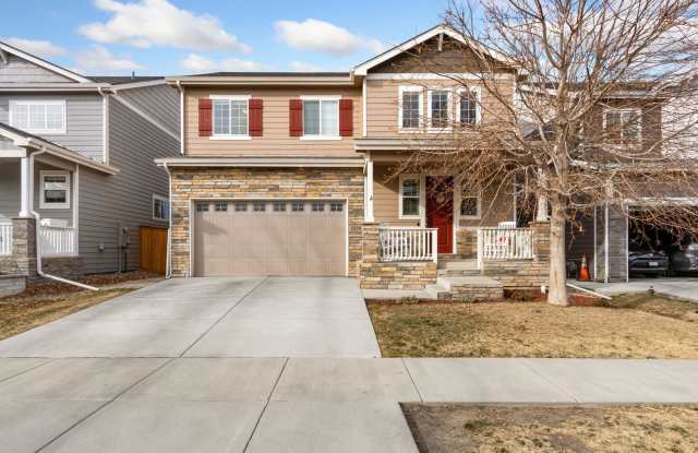 Beautiful 3 Bed 2.5 Bath House in NE Fort Collins! photos photos
