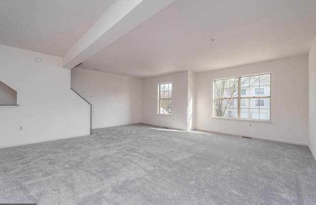 12206 SLEEPY HORSE LN Gallery 2