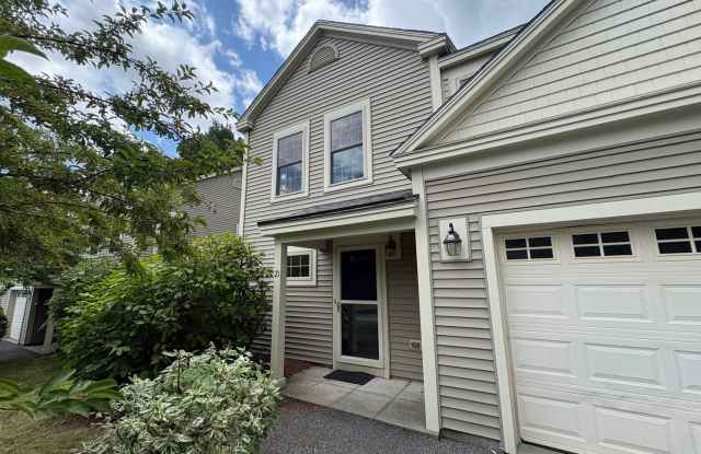 Lebanon 2 Bed, Office, 2.5 Bath - $2875 plus utilities Gallery 4