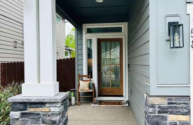 Charming Newer Ridgefield Home with Upgrades Throughout Gallery 4